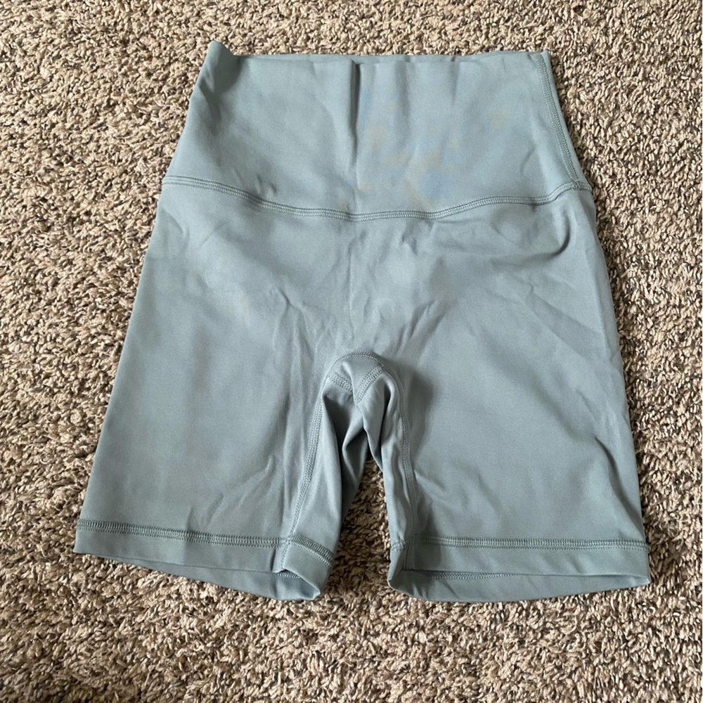Pineapplebrat shorts